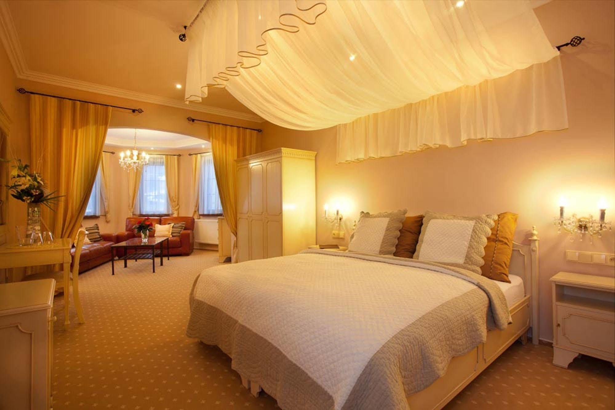 Hotel Wellness Zlata Lipa 4*